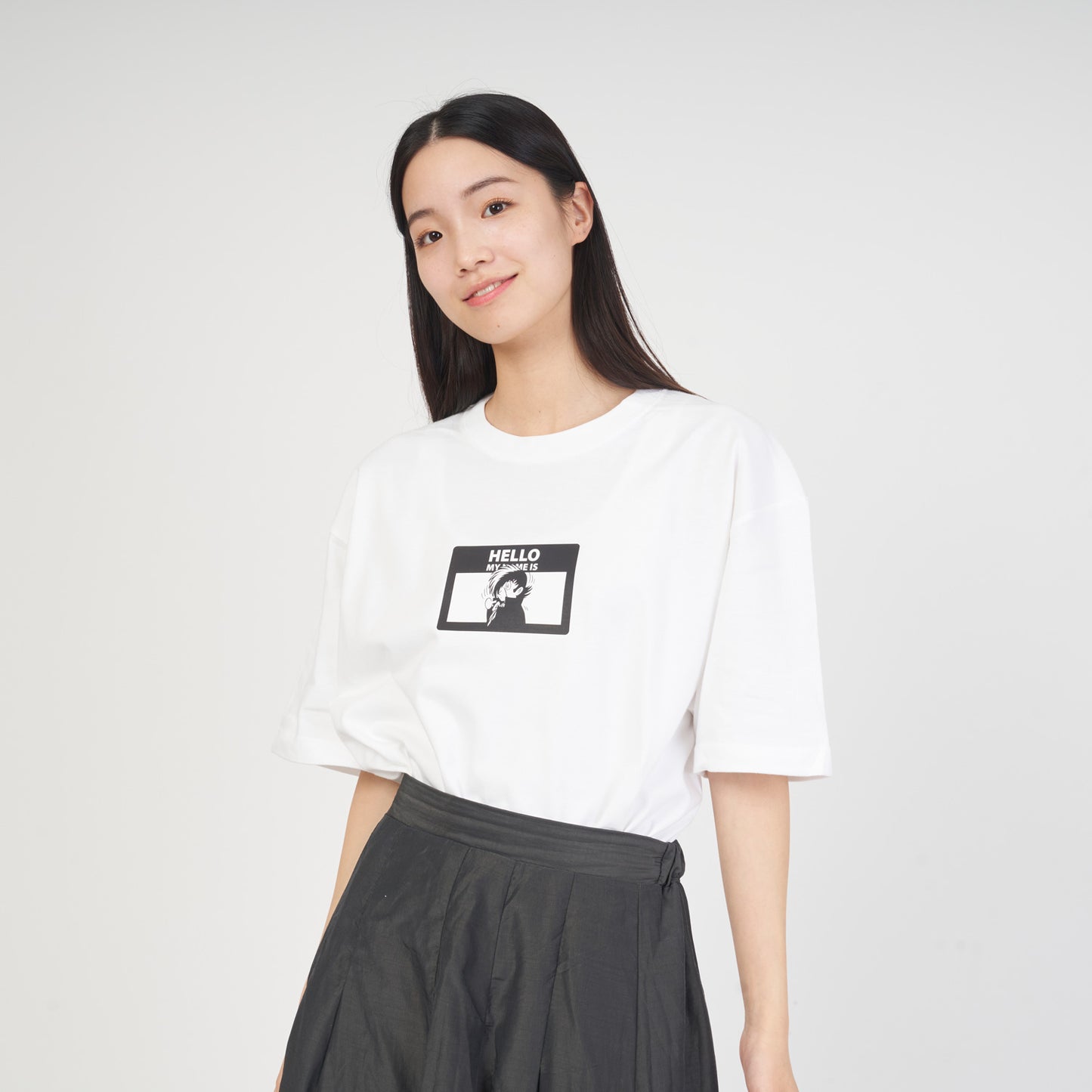 【予約商品】<ARC>HELLO MY NAME IS(B・J)Ⅳ Tシャツ WHITE【お届けは24年2月下旬より順次】