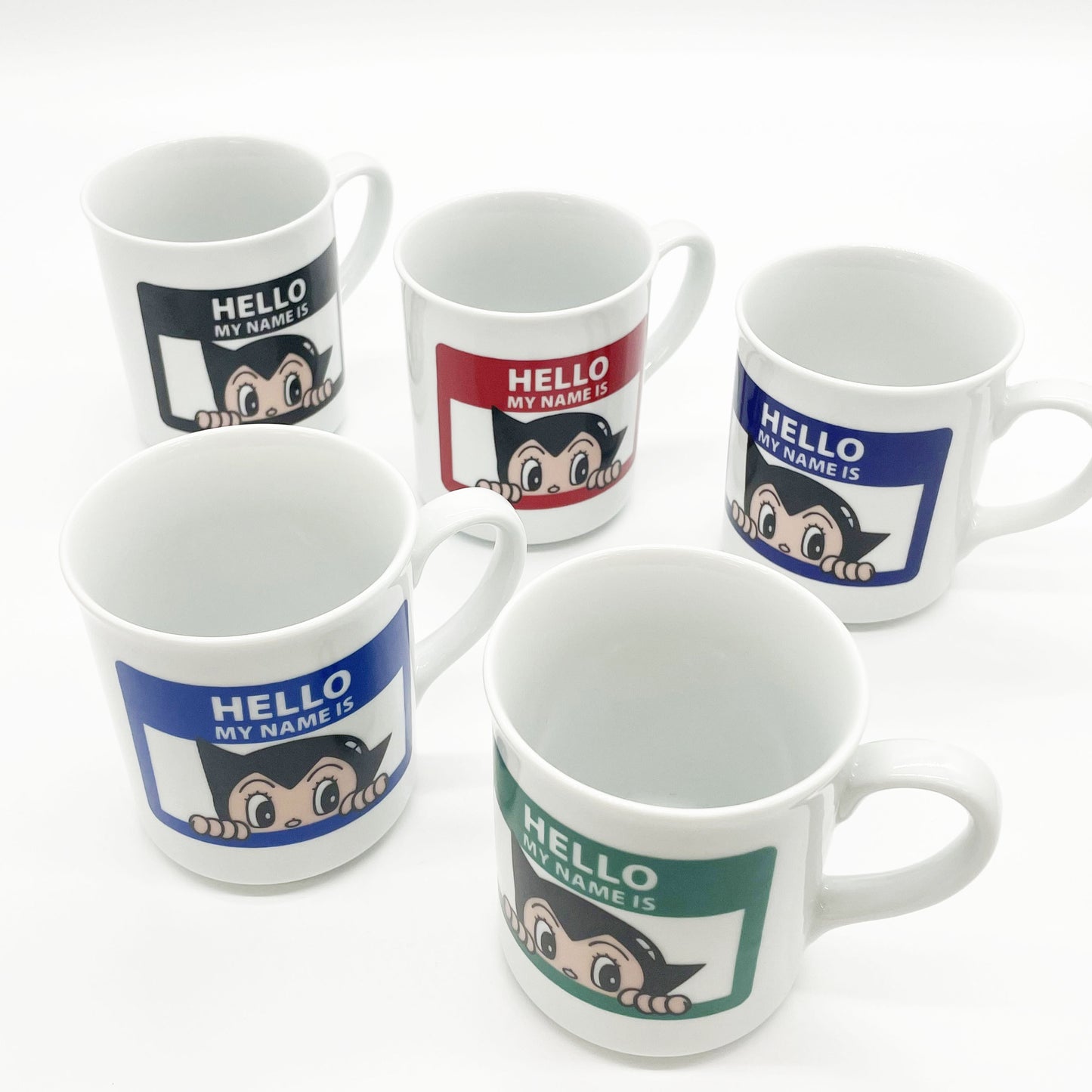 【受注商品】＜Kiln-ium＞波佐見焼マグカップ　HELLO MY NAME IS（ATOM）RED【お届けは4月下旬より順次】